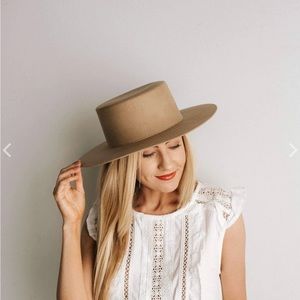 Gigi Pip Dahlia Boater Hat in Tan